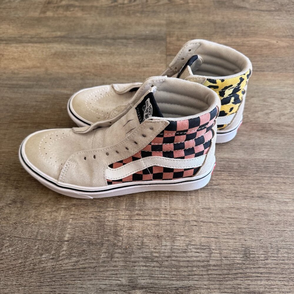 EXCELLENT Checker + Animal Print Vans Size 6